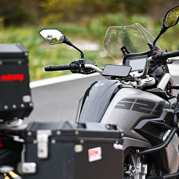 OUTPLORER Quick Launch Handlebar Mount PRO (motorcycle)