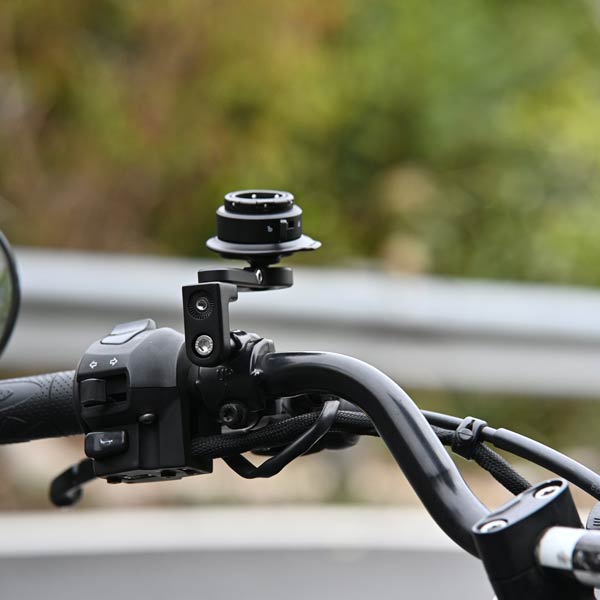 OUTPLORER Quick Launch Clutch Mount (motorcycle)