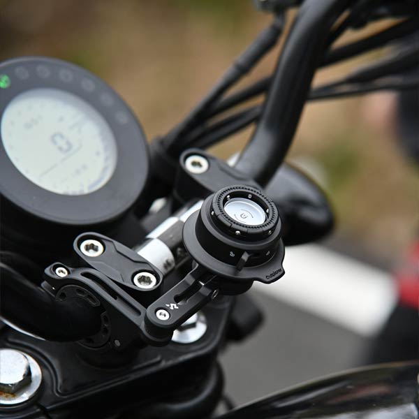 OUTPLORER Quick Launch Handlebar Mount PRO (motorcycle)