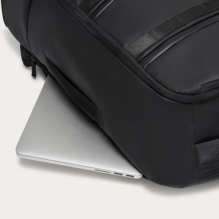 Oakley Rove Convertible Backpack 40L