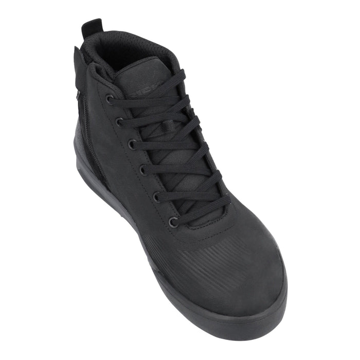 **Richa Mens Travis WP Shoes