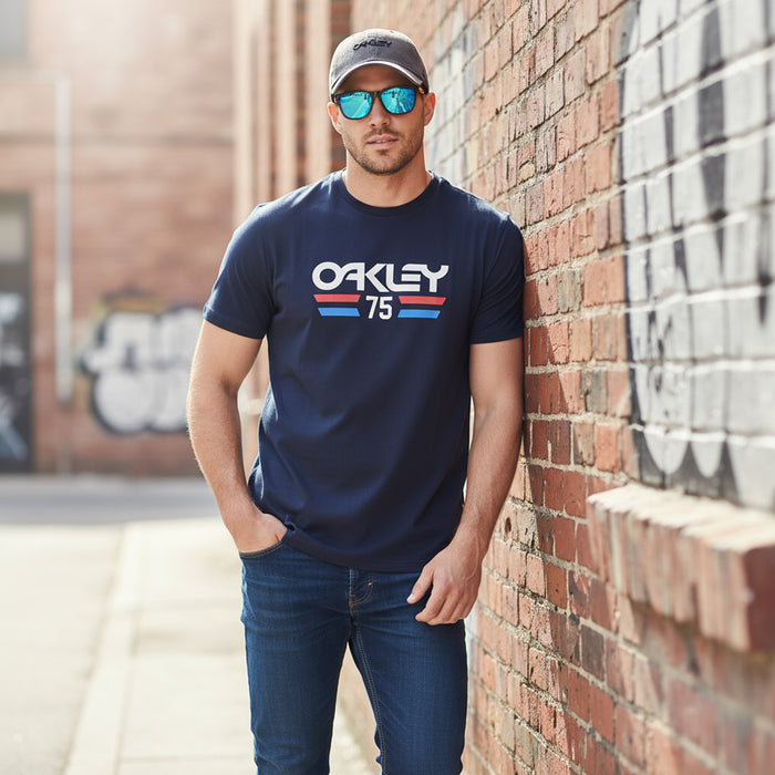 **OAKLEY Frogskins Sunglasses - Crystal Black Frame w PRIZM Sapphire Polarized Lens