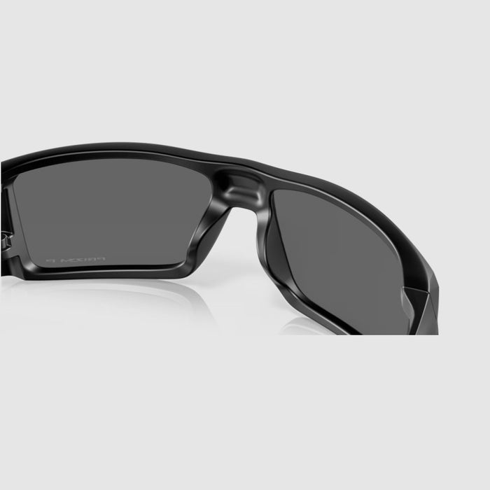 **Oakley Heliostat Sunglasses - Matt Black Frame w PRIZM Polarized Lens